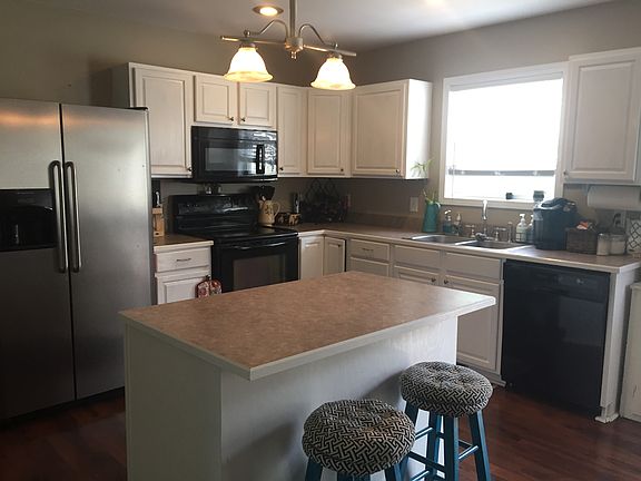 4th image of 143 Southview Dr