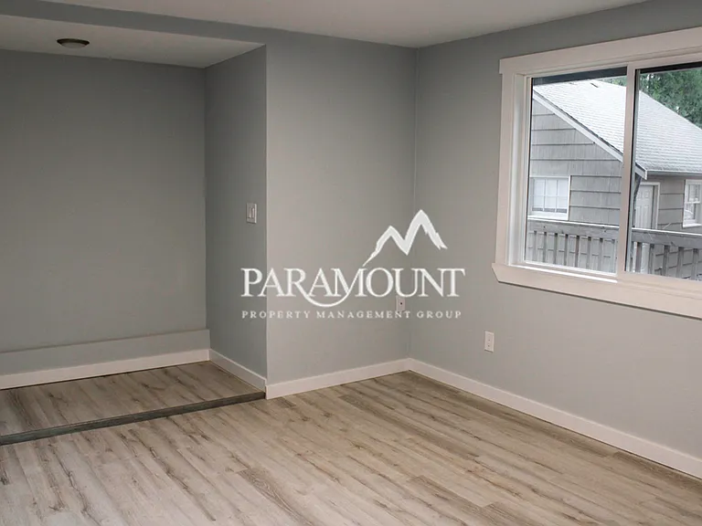 6321 Rest Pl NE — Photo 15