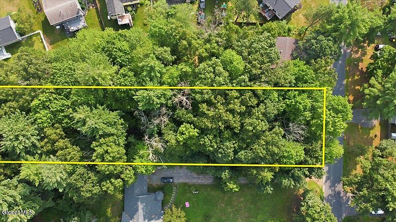3rd image of 117 Hutchins Road