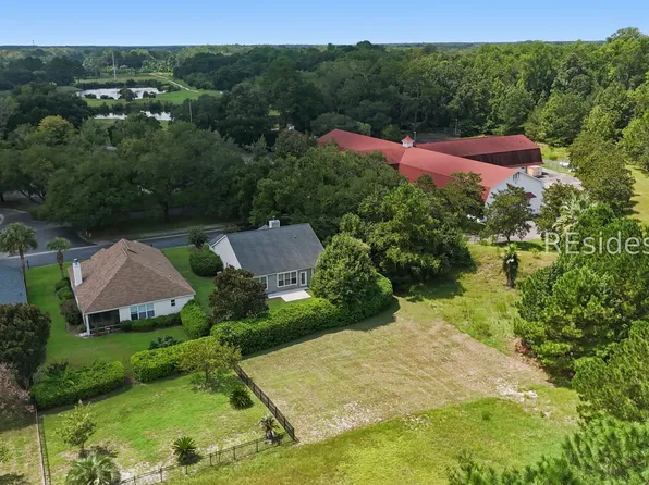 14 Trotters Circle, Bluffton, SC 29910