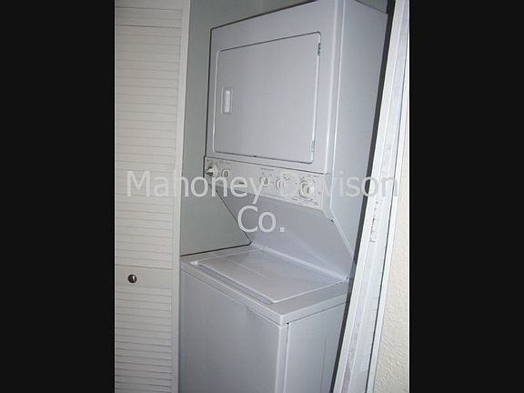 5th image of 850 E Cotati Ave APT 2