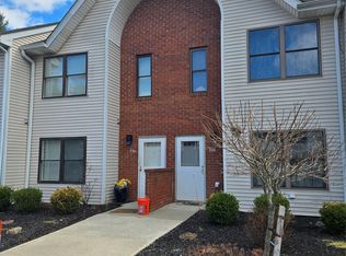 184 Deer Court Dr, Middletown, NY 10940