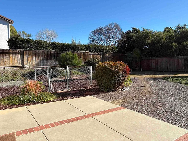 367 Rimhurst Ct #367 — Photo 43