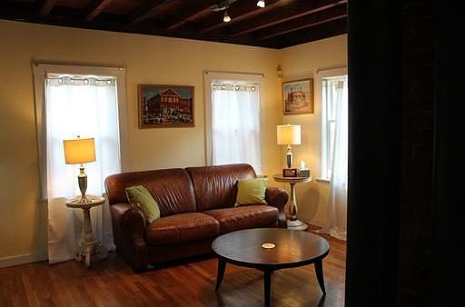 5th image of 1 Parker Ct