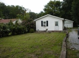 180 Mill St, Carrier Mills, IL 62917