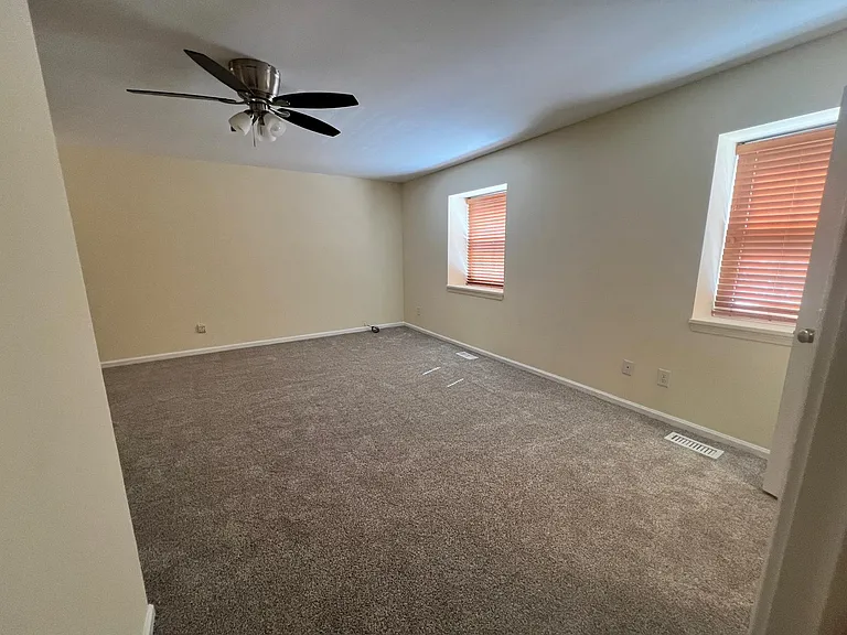 4550 Good Adams Ln — Photo 3