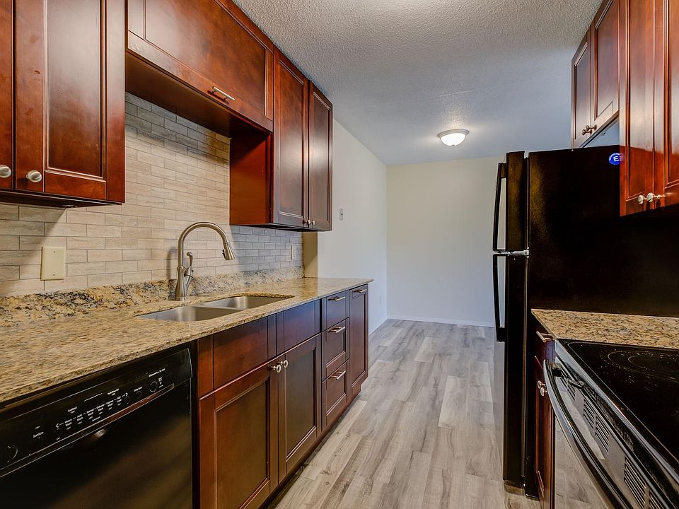 1st image of 1619 73rd Ave NE APT 303