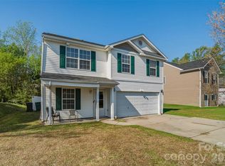 1217 Jordans Pond Ln, Charlotte, NC 28214