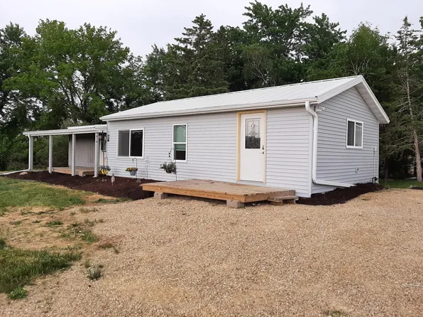 W7598 490th Ave, Ellsworth, WI 54011