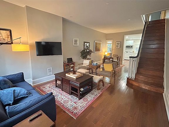 5th image of 2234 S Darien St