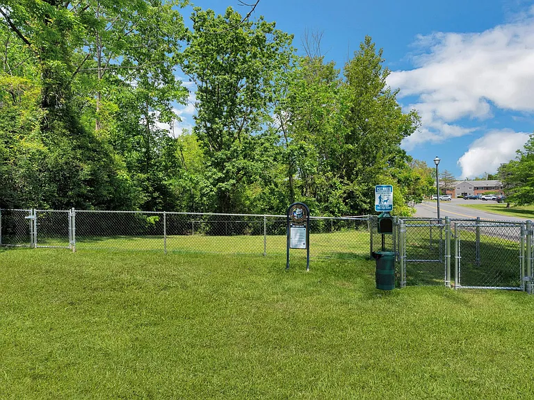 Welcome to Lake Shore Park Apartments, where tranquility meets convenience. Nestled in a lush, green setting, our community offers spacious layouts and easy access to outdoor activities. Don't miss the chance to make it your homeschedule a tour today!