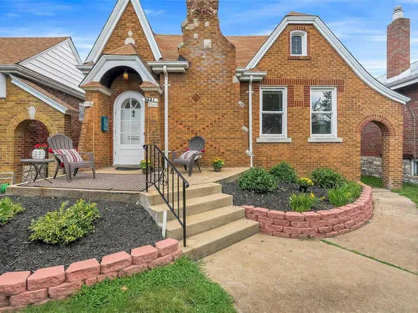 5621 Rhodes Ave, Saint Louis, MO 63109