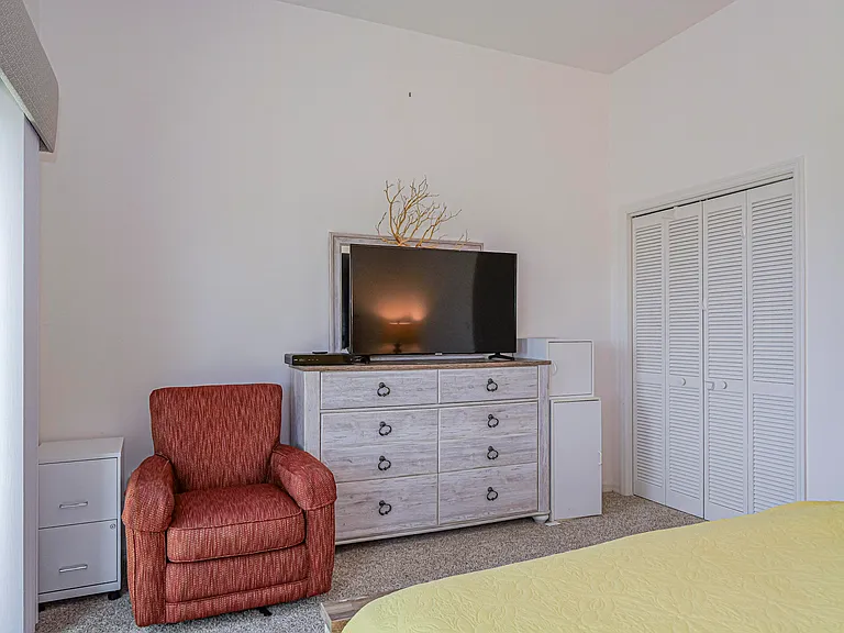 5025 Harmony Cir #202 — Photo 14