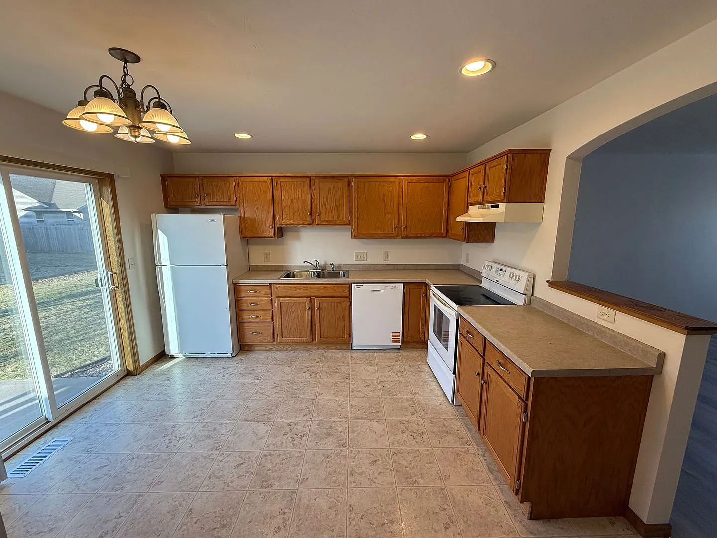 1650-1656 Golf Bridge Drive — Photo 2