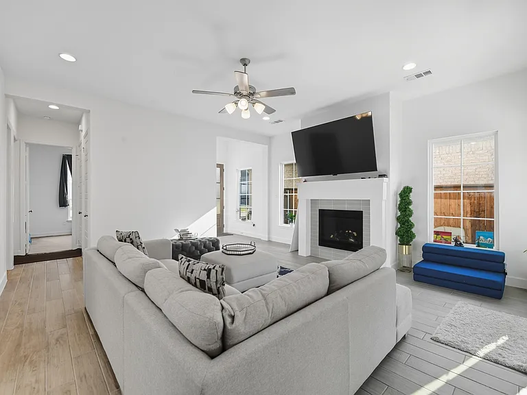 2617 Muirwood Way — Photo 5
