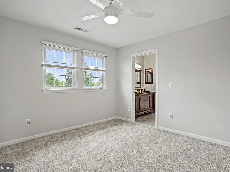 6032 Gholson Bridge Ct — Photo 18