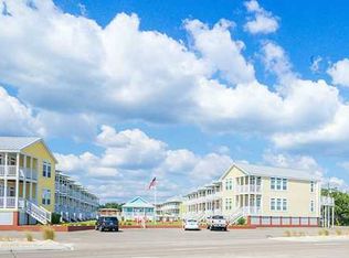 1515 E Bch UNIT 205, Pass Christian, MS 39571
