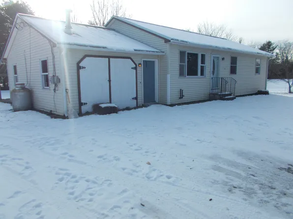64 Oosoola Street, Norridgewock, ME 04957