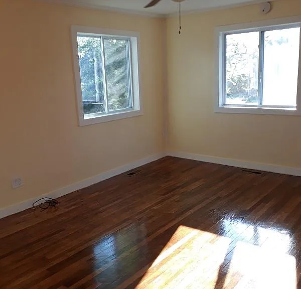 241 Jefferson Ave — Photo 9