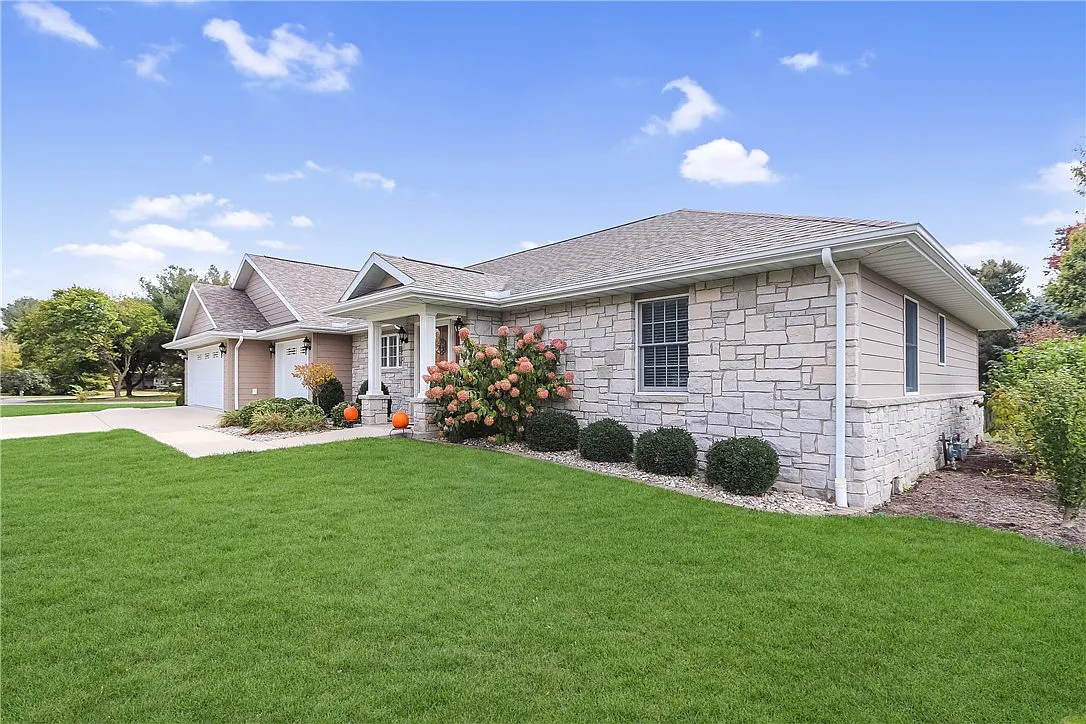 14 Duchess Ct photo 1