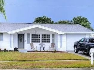1330 Chancellor Dr, Holiday, FL 34690
