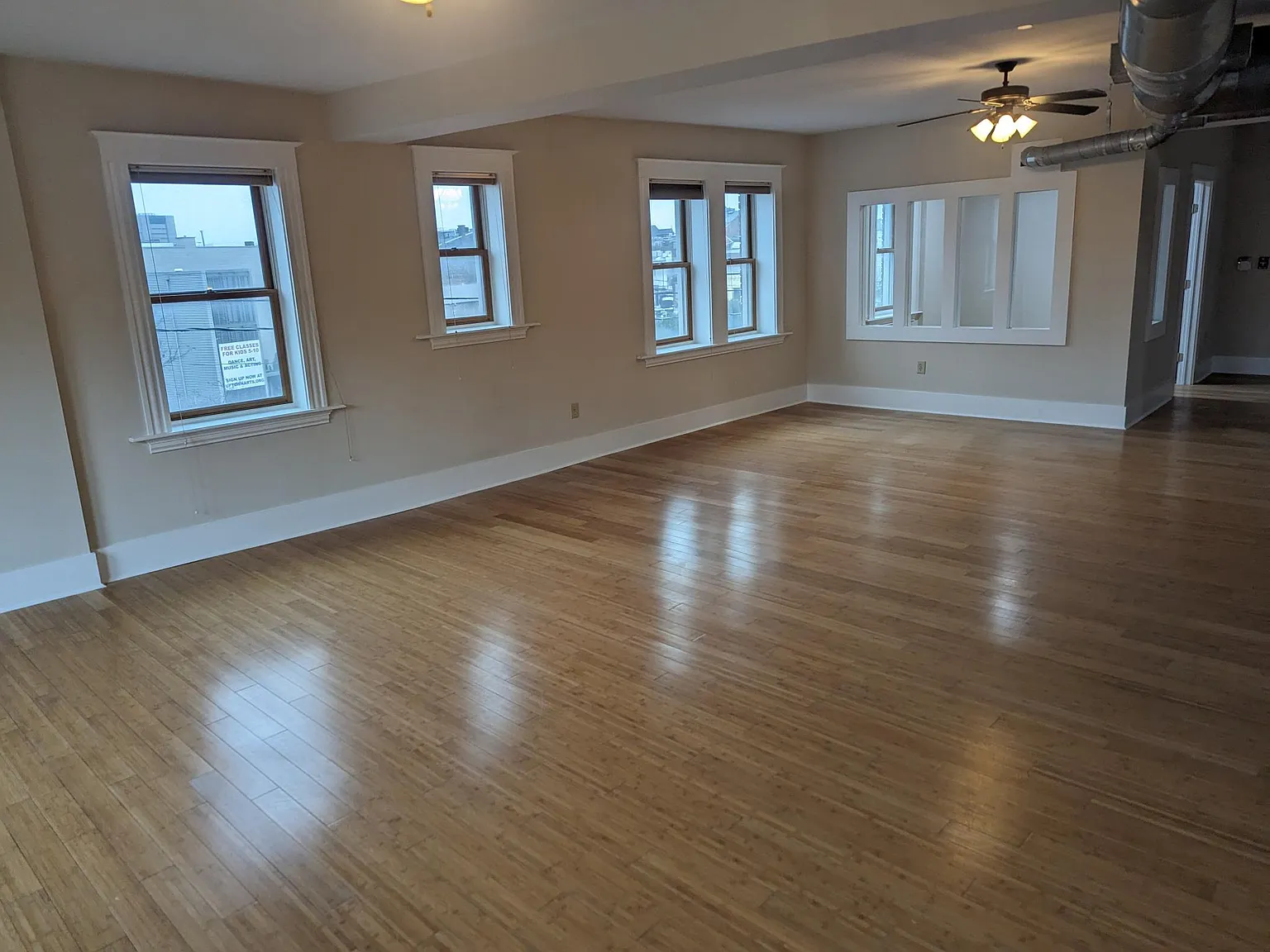 1601 Main St — Photo 3