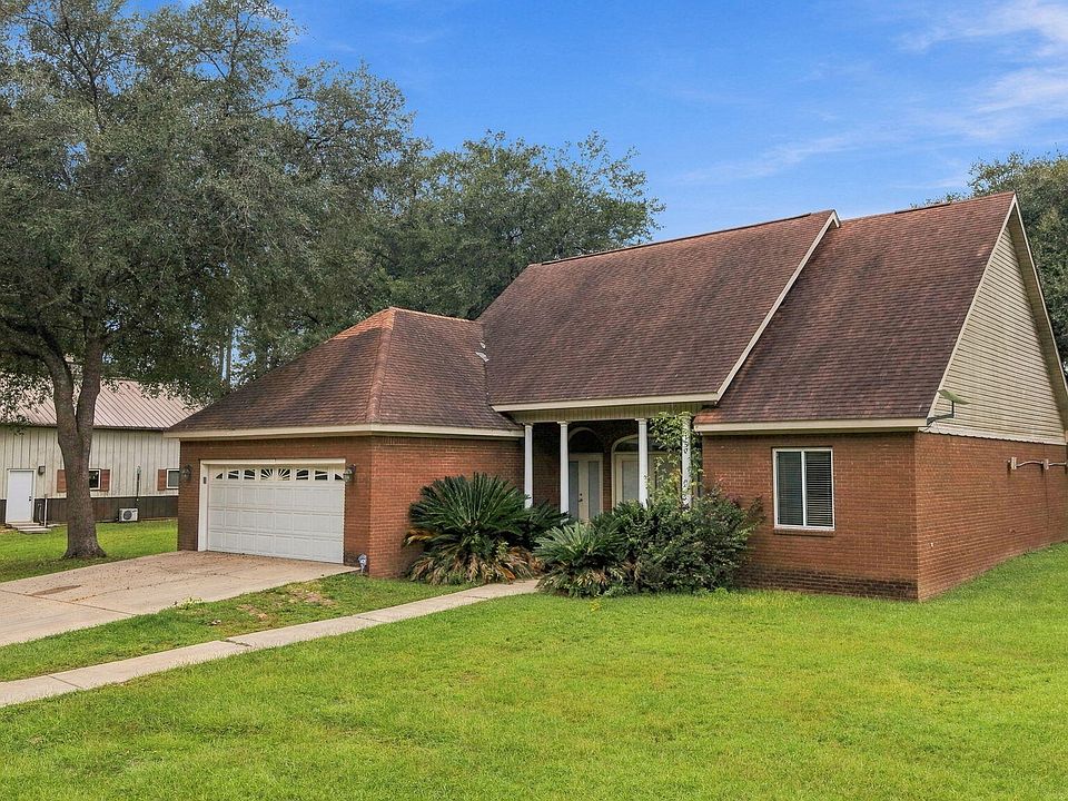 1st image of 2777 Muir Ln