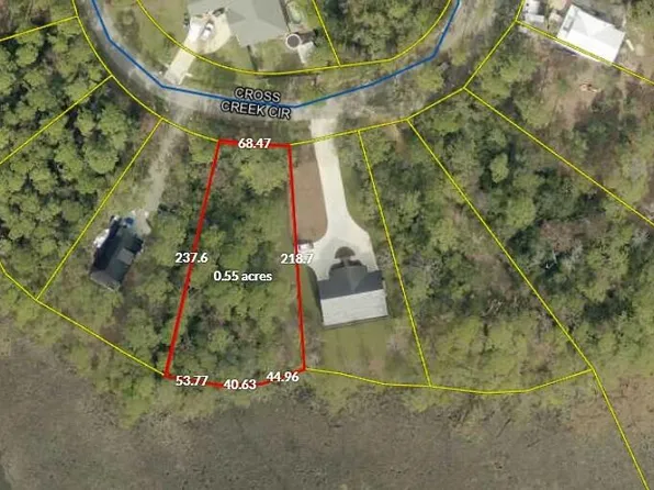 8 Cross Creek Cir, Freeport, FL 32439