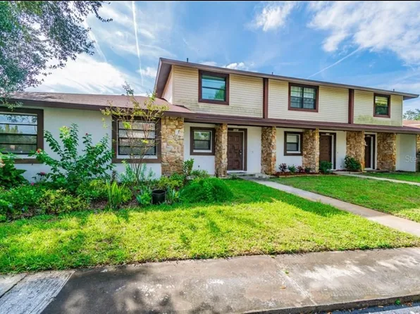 2121 Oak Chace Ct, Tampa, FL 33613