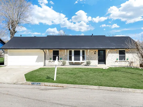 12614 Moss Holw, San Antonio, TX 78233