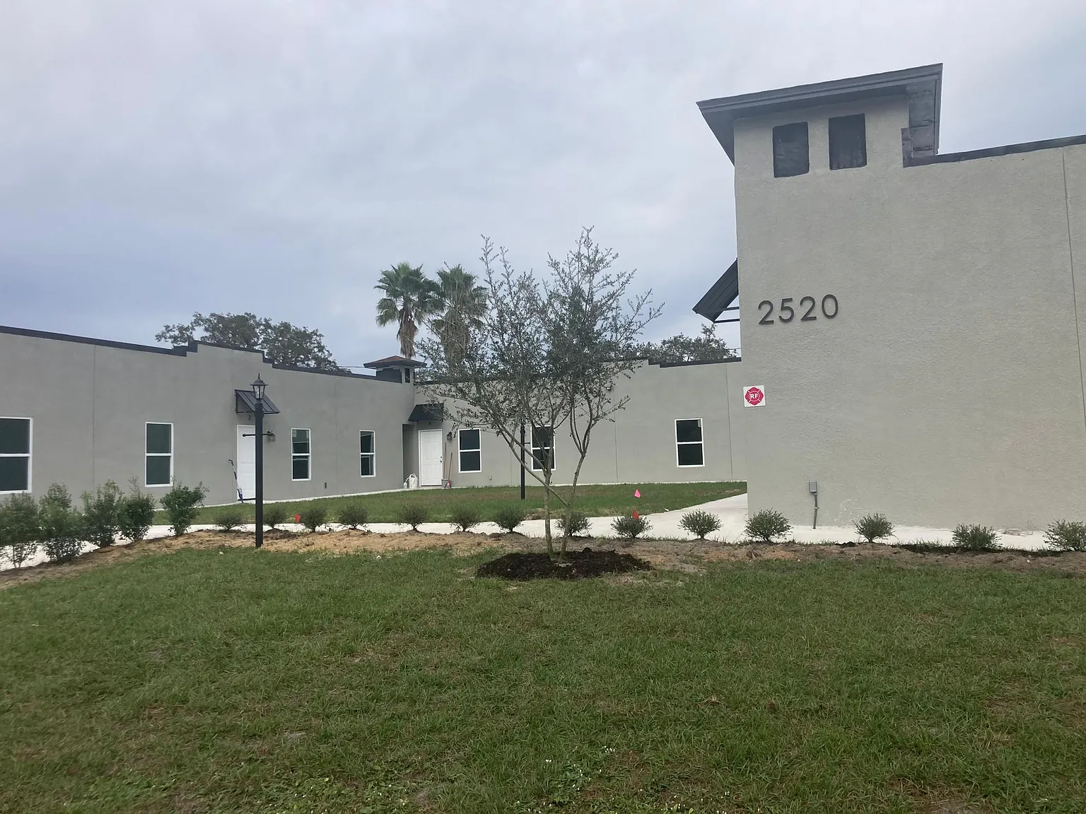 2 bed, 950 sqft, $1,250 — Photo 1