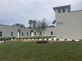 2520 Lakeview Dr, Sebring, FL