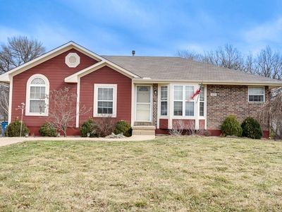 511 College Ter, Odessa, MO, 64076