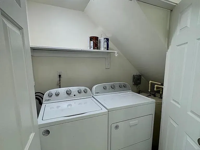 723 Hemlock St #1 — Photo 9