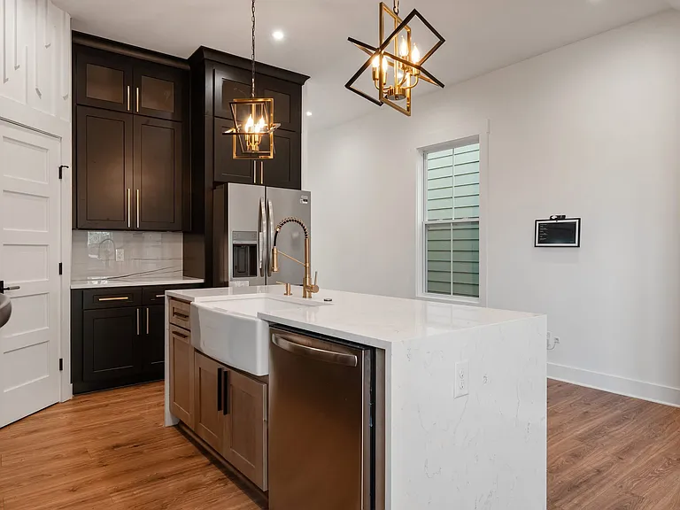 151A Fain St #1L — Photo 4