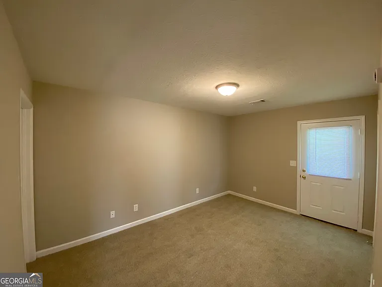 191 Harvell Dr #J1 — Photo 10