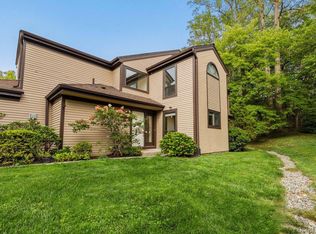 26 Fawn Ct, Ossining, NY 10562