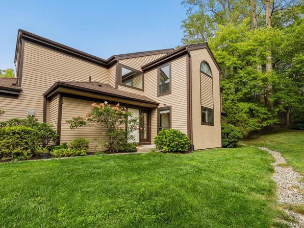 26 Fawn Court, Ossining, NY 10562