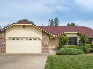 2754 Crystal Tree Dr, Redding, CA 96001