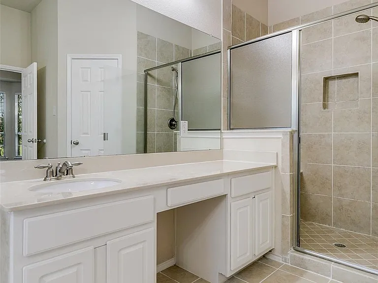 11570 Beeville Dr — Photo 7