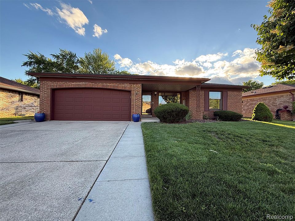 1st image of 39217 Bramblebush Ct