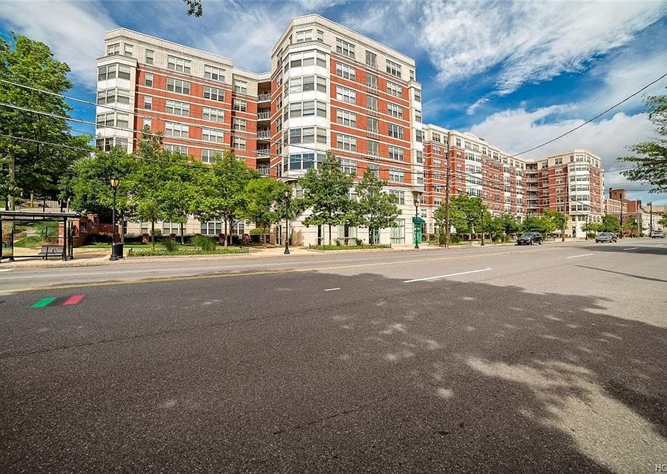 1st image of 300 Mamaroneck Ave APT 804