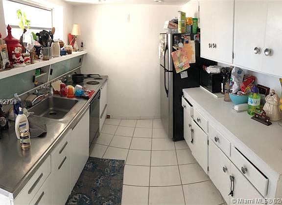3rd image of 8020 East Dr APT 318
