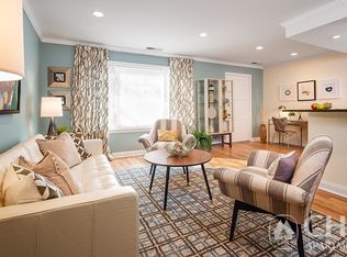 161 Gerry Rd, Chestnut Hill, MA 02467