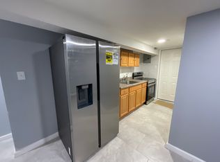 25722 144th Ave, Rosedale, NY 11422