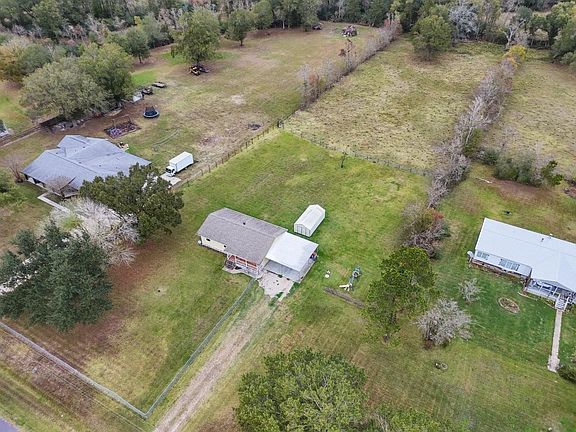 3rd image of 7216 Lapin Ln