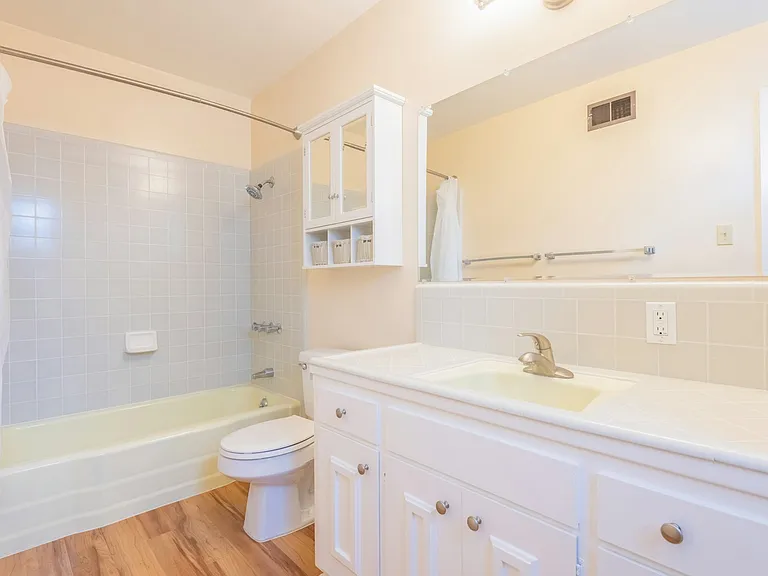19 Belle Ave #9 — Photo 8
