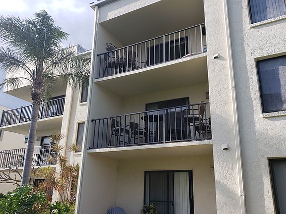 2nd Story Balcony