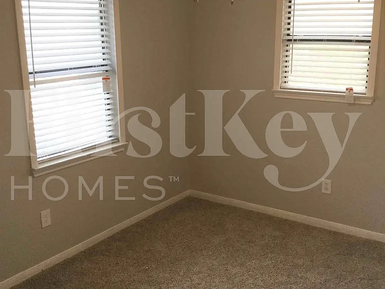 5334 Riverport Dr — Photo 13