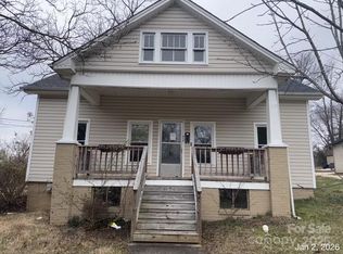 410 Spruce St SW, Lenoir, NC 28645